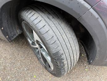Hyundai TUCSON 2.0 CRDi Premium Auto 4WD Euro 6 5dr