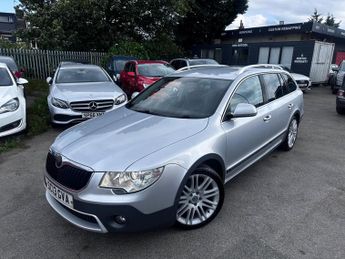 Skoda Superb 2.0 TDI Outdoor Outdoor 4WD Euro 5 5dr
