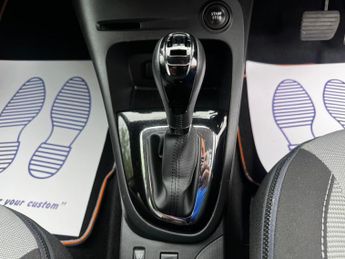 Renault Captur 1.5 dCi Dynamique MediaNav EDC Euro 5 5dr