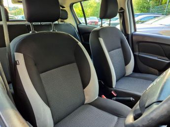 Dacia Sandero 0.9 TCe Ambiance Euro 5 5dr