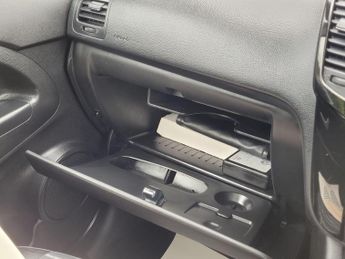 Kia Venga 1.6 3 Auto Euro 5 5dr (Sat Nav)