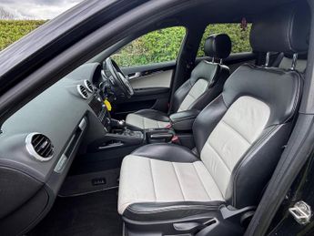 Audi S3 2.0 TFSI Black Edition Sportback S Tronic quattro Euro 5 5dr