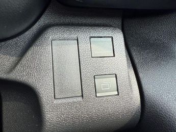 VAUXHALL COMBO LIFE DESIGN XL