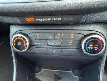 FORD FIESTA ACTIVE MHEV