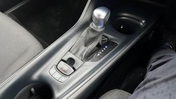 Toyota C-HR 1.8 VVT-h Icon CVT Euro 6 (s/s) 5dr