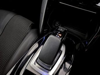 Peugeot E-2008 50kWh GT Auto 5dr