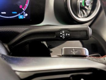 Mercedes-Benz CLA 1.3 CLA180h MHEV AMG Line (Premium) Shooting Brake 7G-DCT Euro 6