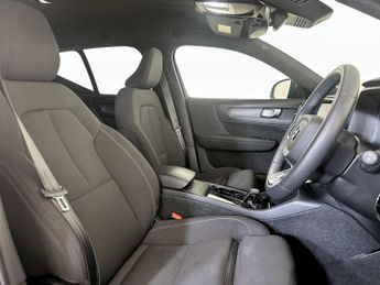 Volvo XC40 Recharge 69kWh Plus Auto 5dr