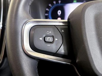 Volvo XC40 Recharge 69kWh Plus Auto 5dr