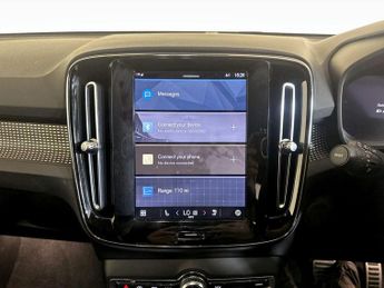 Volvo XC40 Recharge 69kWh Plus Auto 5dr