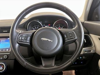 Jaguar E-PACE 2.0 D180 SE Auto AWD Euro 6 (s/s) 5dr