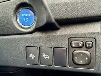 Toyota Auris 1.8 VVT-h Excel Touring Sports CVT Euro 6 (s/s) 5dr