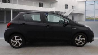 Toyota Yaris 1.5 VVT-h Excel E-CVT Euro 6 5dr (15in Alloy)