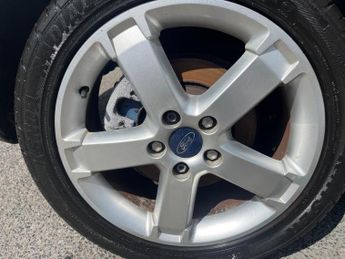 Ford Focus 2.0 TDCi Titanium 5dr IV