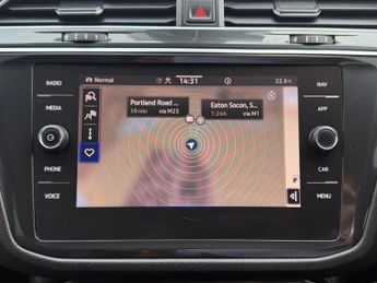 Volkswagen Tiguan 2.0 TDI R-Line Edition DSG Euro 6 (s/s) 5dr