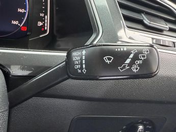 Volkswagen Tiguan 2.0 TDI R-Line Edition DSG Euro 6 (s/s) 5dr