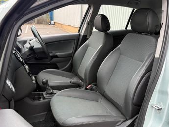 Vauxhall Corsa 1.4i 16v Design 5dr (a/c)
