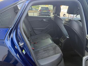 Audi A4 2.0 TFSI 35 Black Edition S Tronic Euro 6 (s/s) 4dr