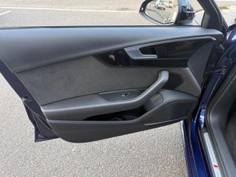 Audi A4 2.0 TFSI 35 Black Edition S Tronic Euro 6 (s/s) 4dr