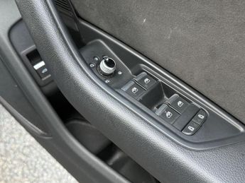 Audi A4 2.0 TFSI 35 Black Edition S Tronic Euro 6 (s/s) 4dr