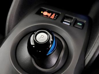 Nissan Leaf 40kWh Acenta Auto 5dr