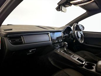 Porsche Macan 2.0T PDK 4WD Euro 6 (s/s) 5dr