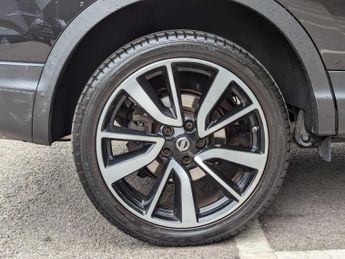 Nissan Qashqai 1.6 dCi Tekna XTRON 2WD Euro 6 (s/s) 5dr