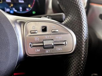 Mercedes-Benz A Class 2.0 A200d AMG Line Edition (Premium Plus) 8G-DCT Euro 6 (s/s) 4d