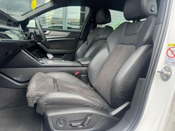 AUDI A6 AVANT 2.0 TDI 40 S line Estate 5dr Diesel S Tronic Euro 6 (s/s) (204 p