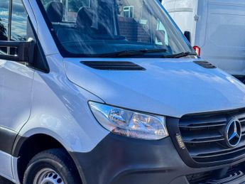 Mercedes-Benz Sprinter 2.0 315 CDI Progressive RWD L3 Euro 6 (s/s) 2dr