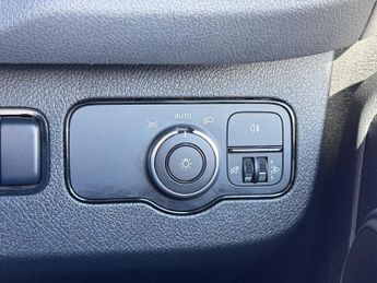 Mercedes-Benz Sprinter 2.0 315 CDI Progressive RWD L3 Euro 6 (s/s) 2dr