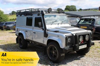 Land Rover Defender 2.4 TDCi XS Utility Wagon 4WD MWB Euro 4 5dr