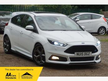 Ford Focus 2.0T EcoBoost ST-3 Euro 6 (s/s) 5dr