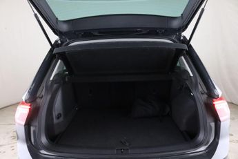 Volkswagen Tiguan 1.4 TSI 13kWh Life DSG Euro 6 (s/s) 5dr