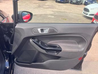 Ford Fiesta 1.6 Zetec Powershift Euro 5 5dr