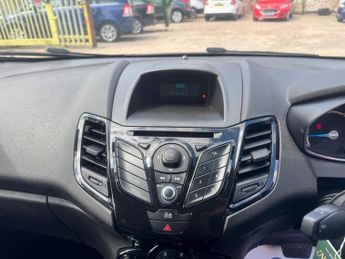 Ford Fiesta 1.6 Zetec Powershift Euro 5 5dr