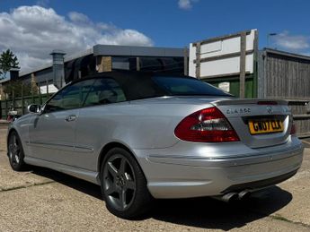 Mercedes-Benz CLK 3.5 CLK350 Sport Cabriolet 7G-Tronic 2dr
