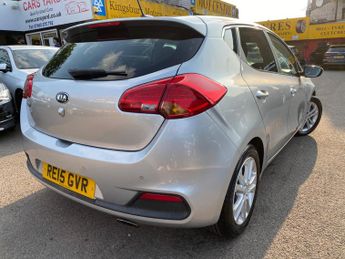 Kia Ceed 1.6 GDi 3 DCT Euro 5 5dr