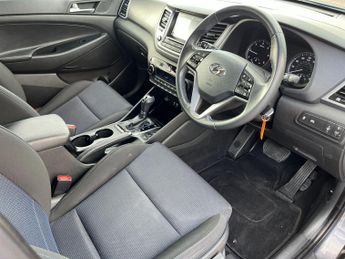 Hyundai TUCSON 1.7 CRDi Blue Drive SE Nav DCT Euro 6 (s/s) 5dr