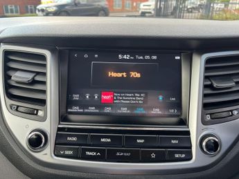 Hyundai TUCSON 1.7 CRDi Blue Drive SE Nav DCT Euro 6 (s/s) 5dr