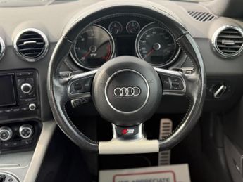 Audi TT 2.0 TDI Black Edition S Tronic quattro Euro 5 3dr