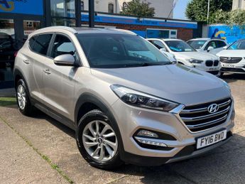 Hyundai Tucson 1.7 CRDi Blue Drive Premium Euro 6 (s/s) 5dr