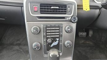 Volvo V60 2.0 D3 SE Geartronic Euro 5 (s/s) 5dr