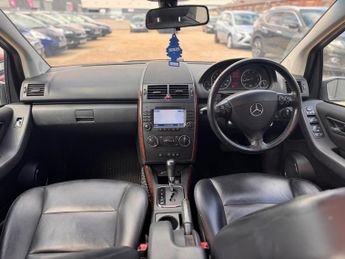 Mercedes-Benz A Class 2.0 A200 Elegance SE CVT 5dr