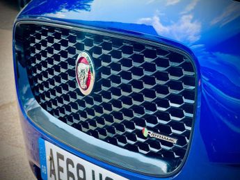 Jaguar E-PACE 2.0 D180 R-Dynamic S Auto AWD Euro 6 (s/s) 5dr