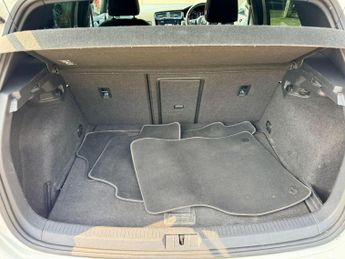 Volkswagen Golf 2.0 TDI R-Line DSG Euro 6 (s/s) 5dr