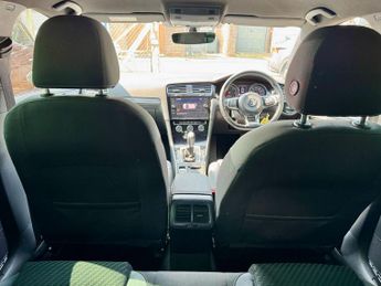 Volkswagen Golf 2.0 TDI R-Line DSG Euro 6 (s/s) 5dr