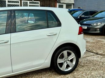 Volkswagen Golf 1.6 TDI BlueMotion Tech Match Edition DSG Euro 6 (s/s) 5dr