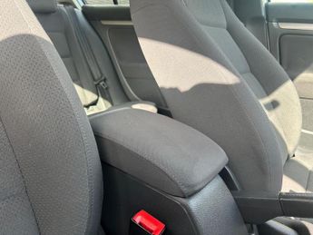 Volkswagen Golf 1.6 FSI Match 5dr