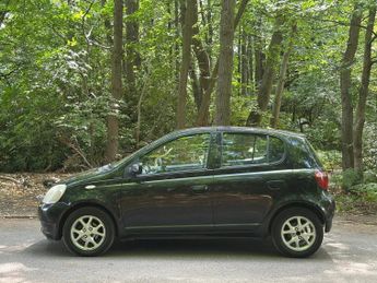 Toyota Yaris 1.3 VVT-i 16v CDX 5dr
